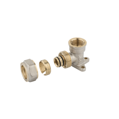 Raccordo curvo con flangia femmina a stringere attacco 1/2"x16